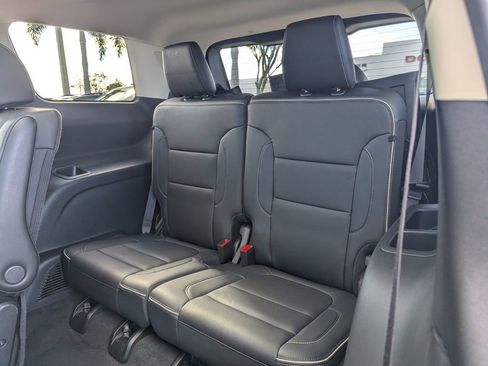 Used 2023 GMC Acadia Denali w/ Trailering Package image 18