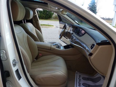 Used 2016 Mercedes-Benz S 550 4MATIC Sedan image 48