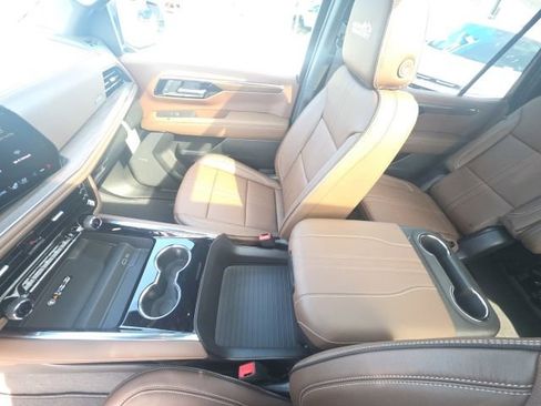 New 2026 Chevrolet Tahoe High Country image 28