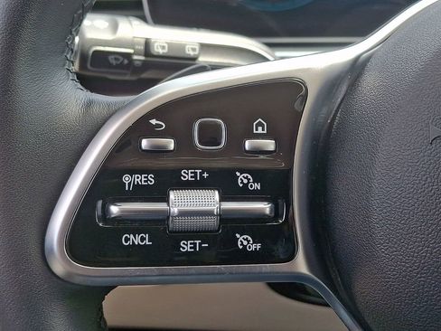 Used 2023 Mercedes-Benz GLE 350 4MATIC image 23