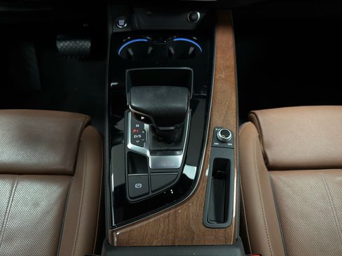 Used 2022 Audi A4 2.0T Prestige w/ Prestige Package image 21