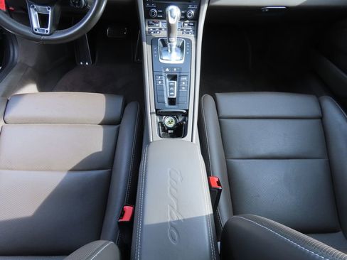 Used 2017 Porsche 911 Turbo S image 6