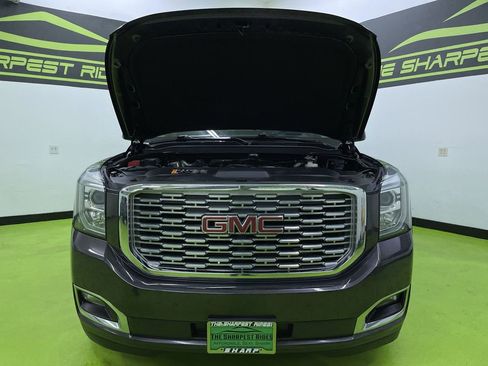 Used 2018 GMC Yukon Denali w/ Denali Ultimate Package image 4