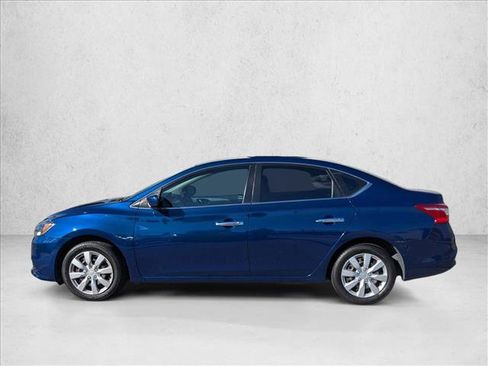 Used 2018 Nissan Sentra S image 9