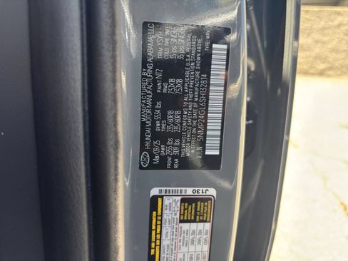 Used 2025 Hyundai Santa Fe SEL FWD image 27