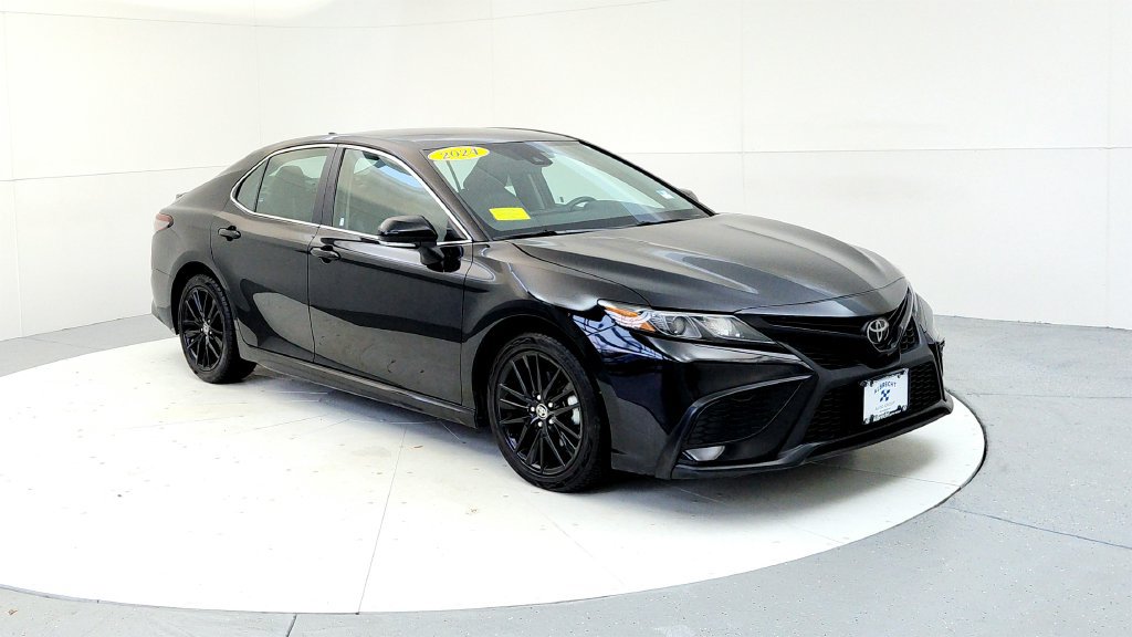 Certified 2024 Toyota Camry SE FWD image 7