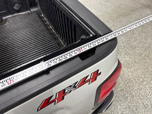 Used 2019 Chevrolet Silverado 1500 LT w/ All Star Edition image 16