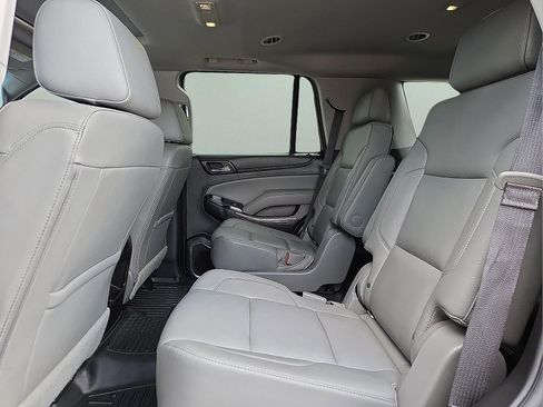 Used 2018 Chevrolet Tahoe LT AWD/4WD image 11