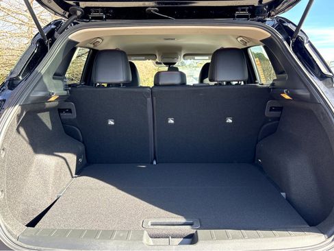 New 2026 Nissan Kicks SR w/ Cold Weather Package FWD image 20