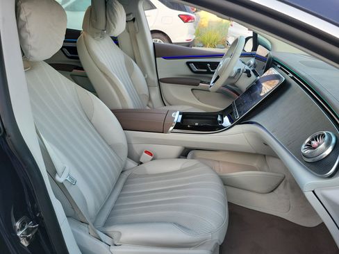 Used 2023 Mercedes-Benz EQS 450+ Sedan image 18