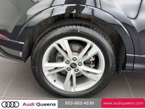 Certified 2023 Audi Q3 2.0T Premium Plus w/ Premium Plus Package AWD/4WD image 7