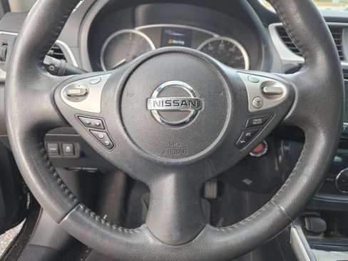 Used 2018 Nissan Sentra SR image 21