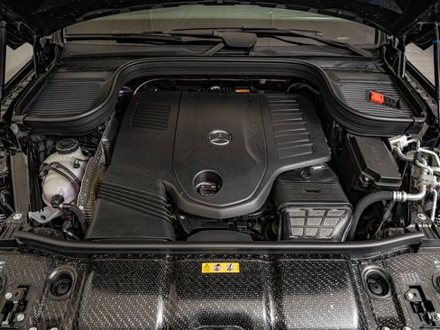 New 2026 Mercedes-Benz GLS 450 4MATIC image 40