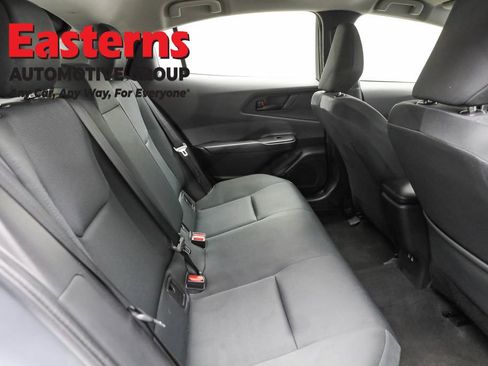 Used 2024 Toyota Prius LE image 22