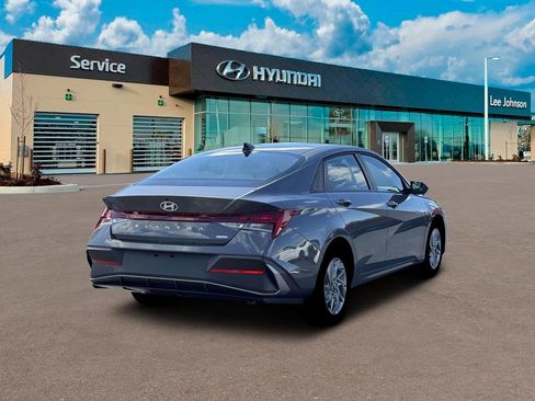 New 2026 Hyundai Elantra Blue image 7