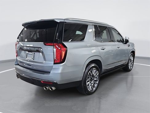 Used 2024 GMC Yukon Denali Ultimate image 3