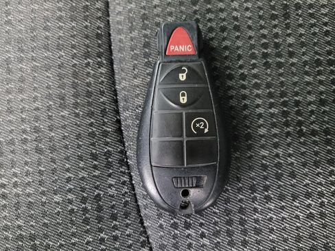 Used 2018 RAM 1500 Big Horn image 32