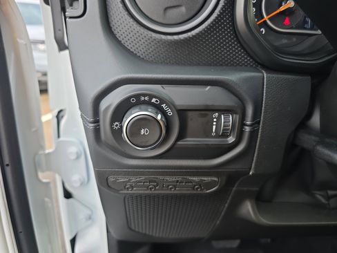 New 2026 Jeep Wrangler Unlimited Rubicon 392 w/ Quick Order Package 27X Moab AWD/4WD image 13