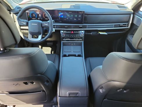 Used 2026 Hyundai Santa Fe SEL FWD image 12
