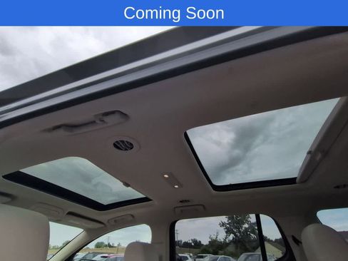 Used 2023 GMC Acadia Denali w/ Denali Ultimate Package AWD/4WD image 19