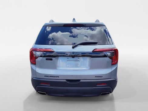 Used 2023 GMC Acadia SLE w/ Driver Convenience Package image 5