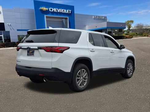 Used 2023 Chevrolet Traverse LS AWD/4WD image 26