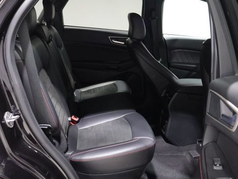 Used 2024 Ford Edge ST-Line AWD/4WD image 21