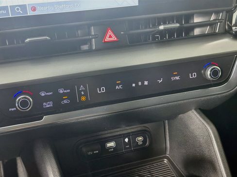 Used 2024 Kia Sportage EX FWD image 24