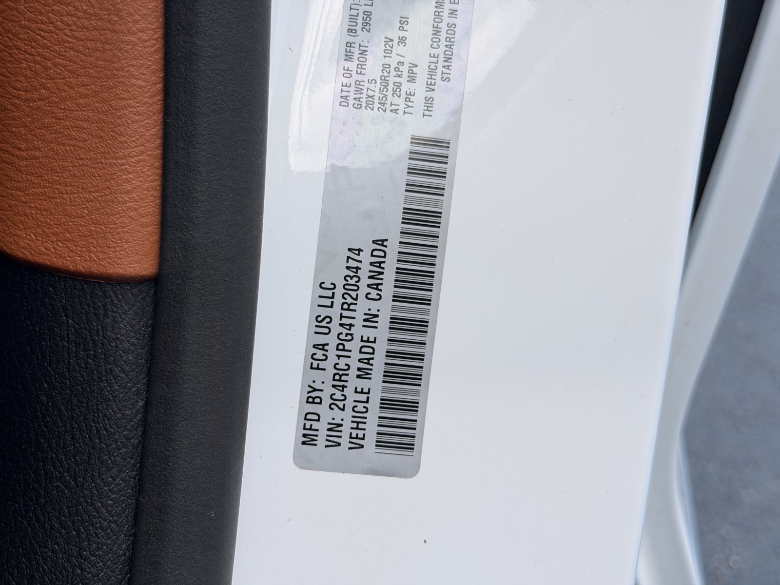 Used 2026 Chrysler Pacifica Pinnacle FWD image 37