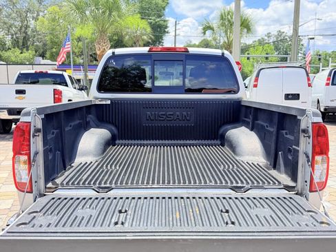 Used 2018 Nissan Frontier SV AWD/4WD image 7
