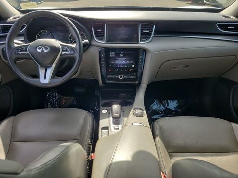 Used 2023 INFINITI QX50 Luxe w/ Cargo Package FWD image 11