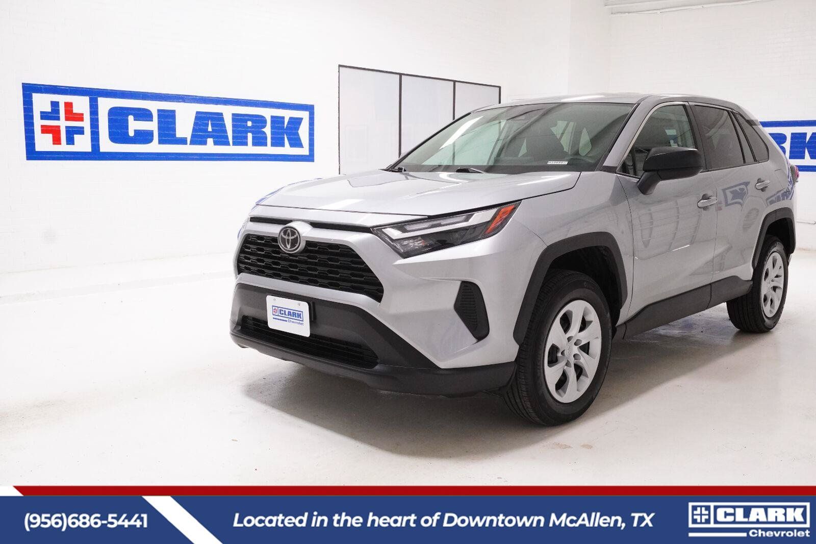 Used 2025 Toyota RAV4 LE AWD/4WD image 1