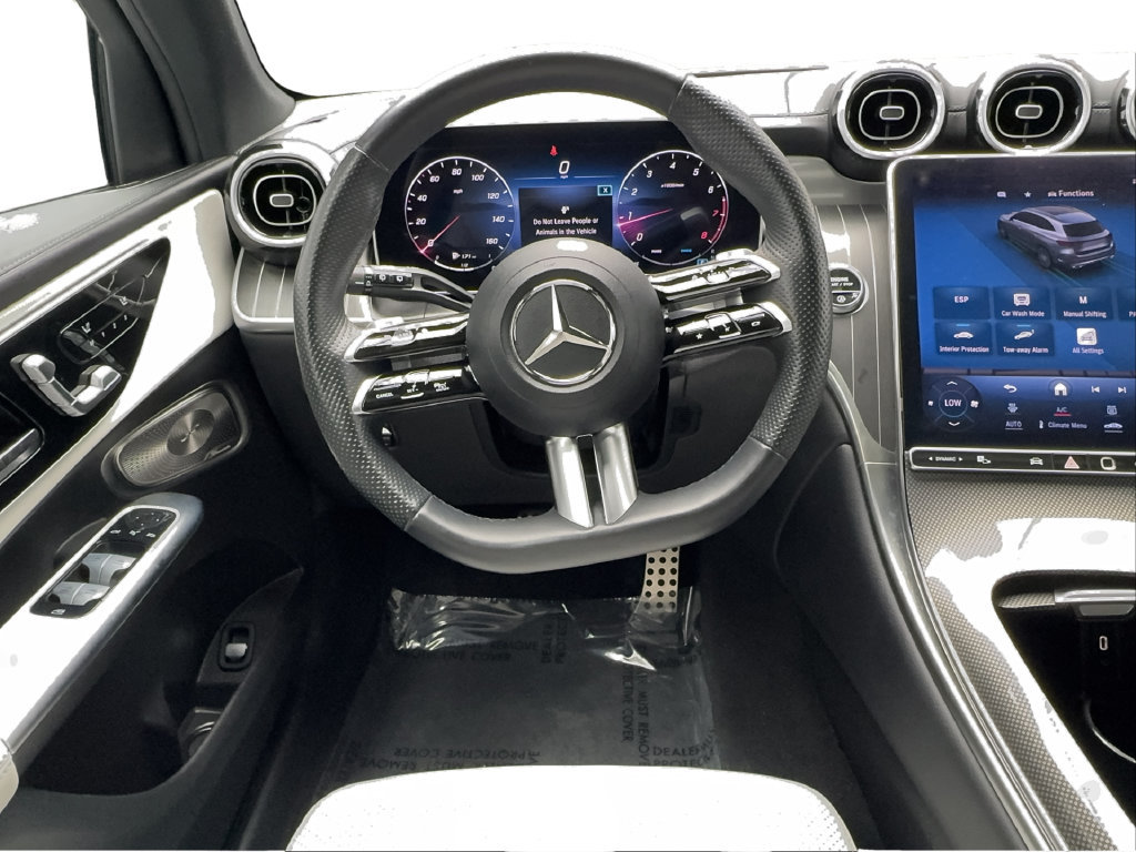 Used 2023 Mercedes-Benz GLC 300 w/ AMG Line image 29