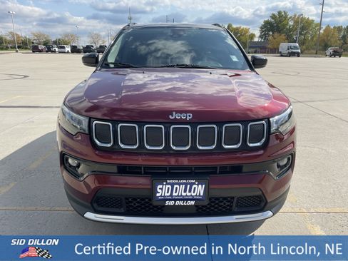 Used 2022 Jeep Compass Limited image 4