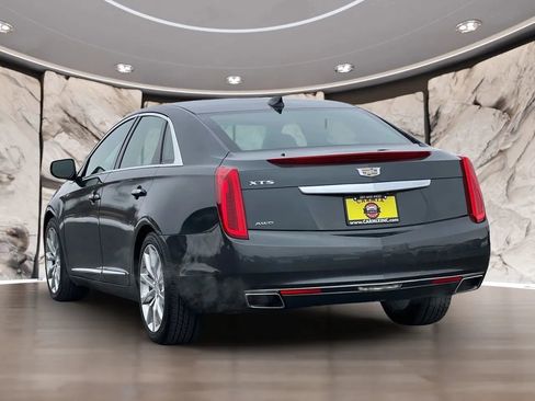 Used 2017 Cadillac XTS Luxury w/ Driver Awareness Package image 30