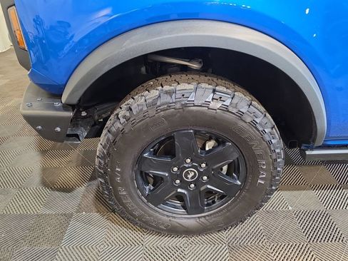 Used 2022 Ford Bronco Black Diamond AWD/4WD image 18