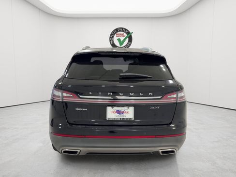 Used 2020 Lincoln Nautilus Reserve w/ Equipment Group 201A FWD image 4