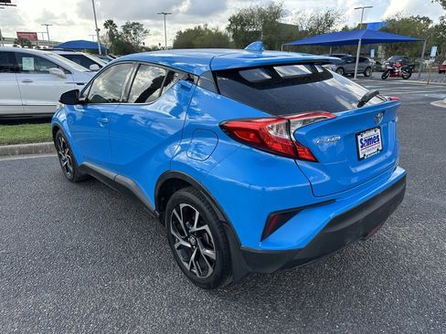 Used 2019 Toyota C-HR Limited image 4