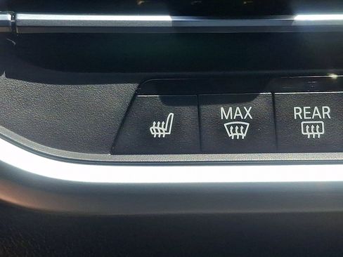 Used 2019 BMW X5 xDrive40i w/ Convenience Package AWD/4WD image 25