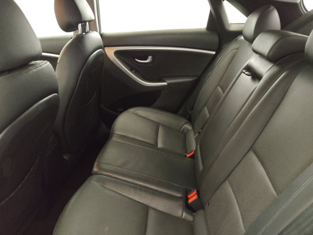 Used 2016 Hyundai Elantra GT w/ Option Group 03 FWD image 18