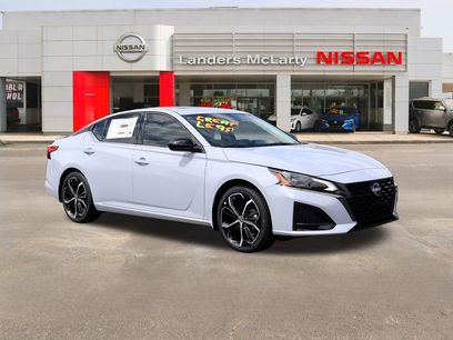 New 2025 Nissan Altima 2.5 SR w/ SR Premium Package