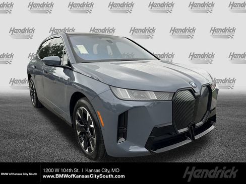 New 2026 BMW iX xDrive45 w/ M Sport Package image 1