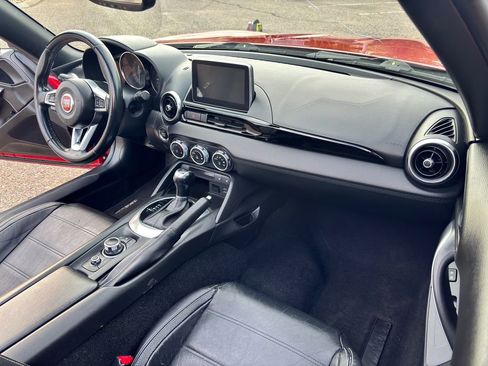 Used 2017 FIAT 124 Spider Lusso image 26