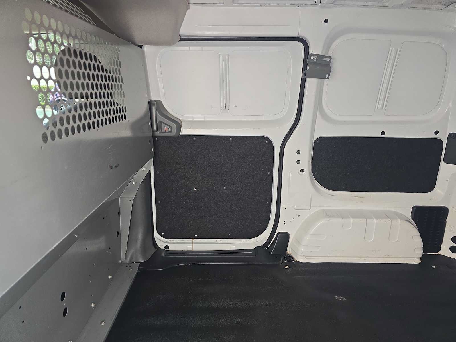 Used 2019 Nissan NV200 SV FWD image 20