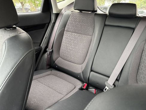 Used 2025 Kia Seltos S FWD image 41
