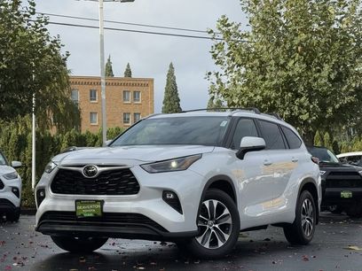 Certified 2024 Toyota Highlander XLE