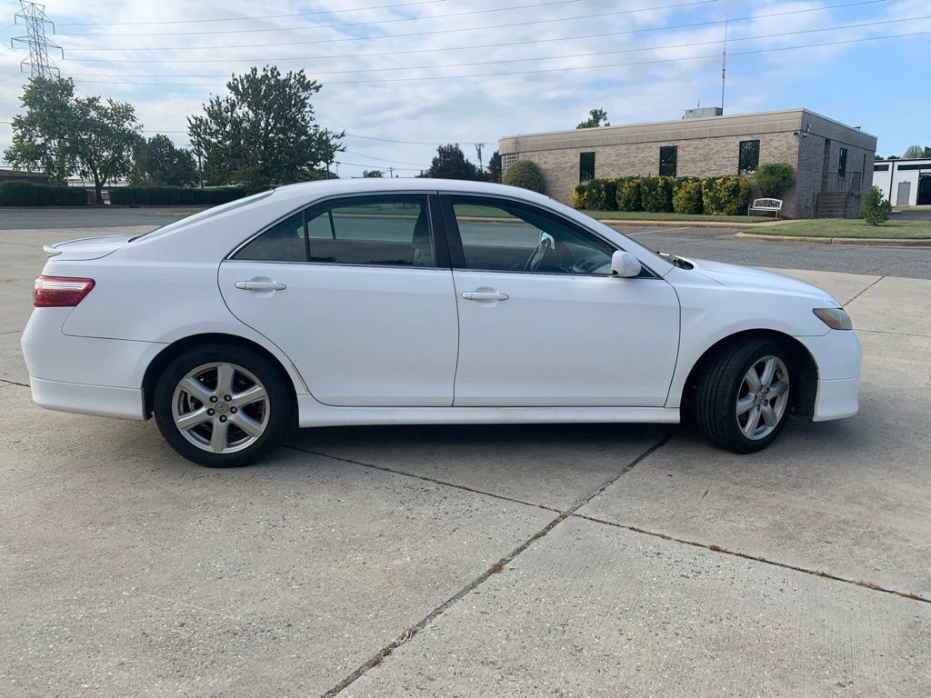 Used 2007 Toyota Camry LE FWD image 11