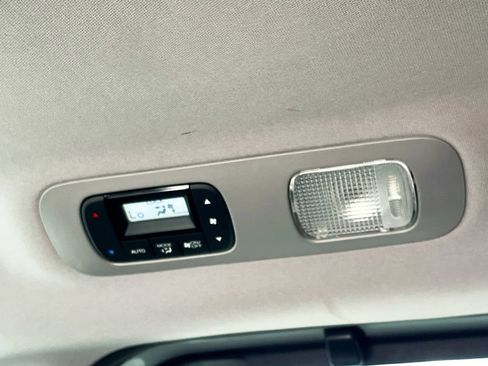 Used 2023 Honda Odyssey Touring image 27
