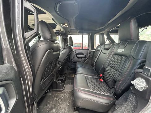 Used 2021 Jeep Wrangler Unlimited Rubicon AWD/4WD image 8
