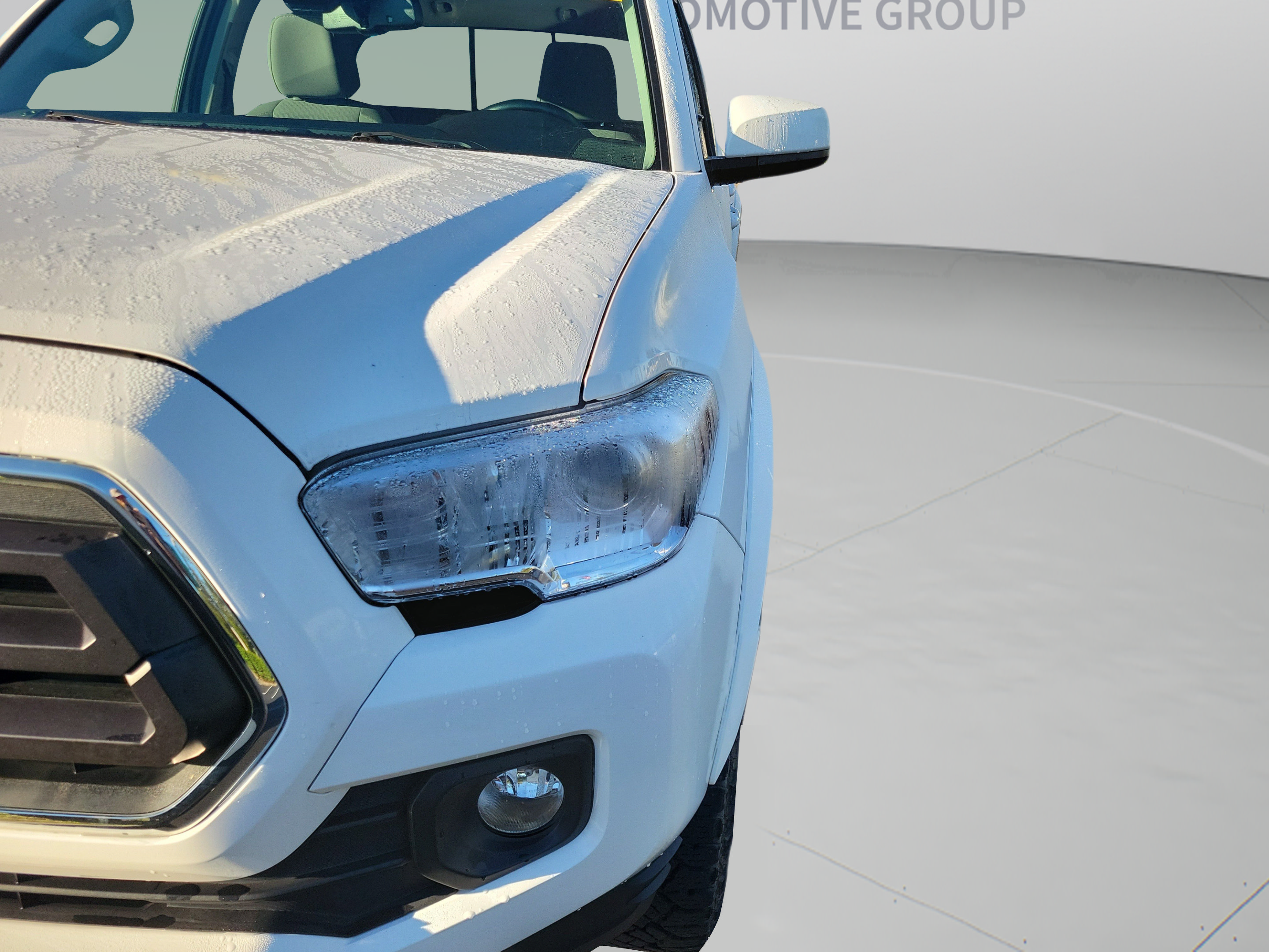 Used 2023 Toyota Tacoma SR5 RWD image 9